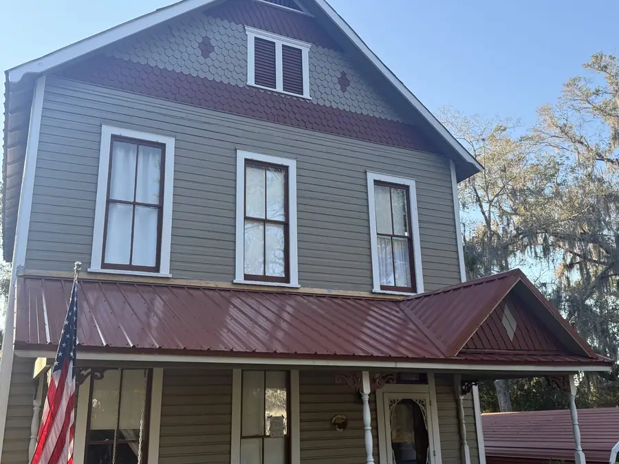 Finished metal roofline and exterior edge detail